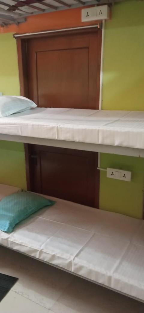 Northeastern Dormitory Gauripur  ภายนอก รูปภาพ